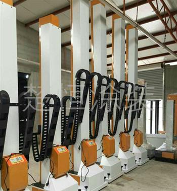 自動噴涂升降機